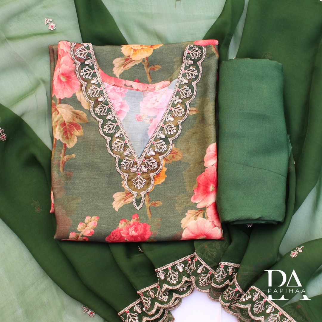 V Neck Bold Floral, Muslin Semi-stitched Set