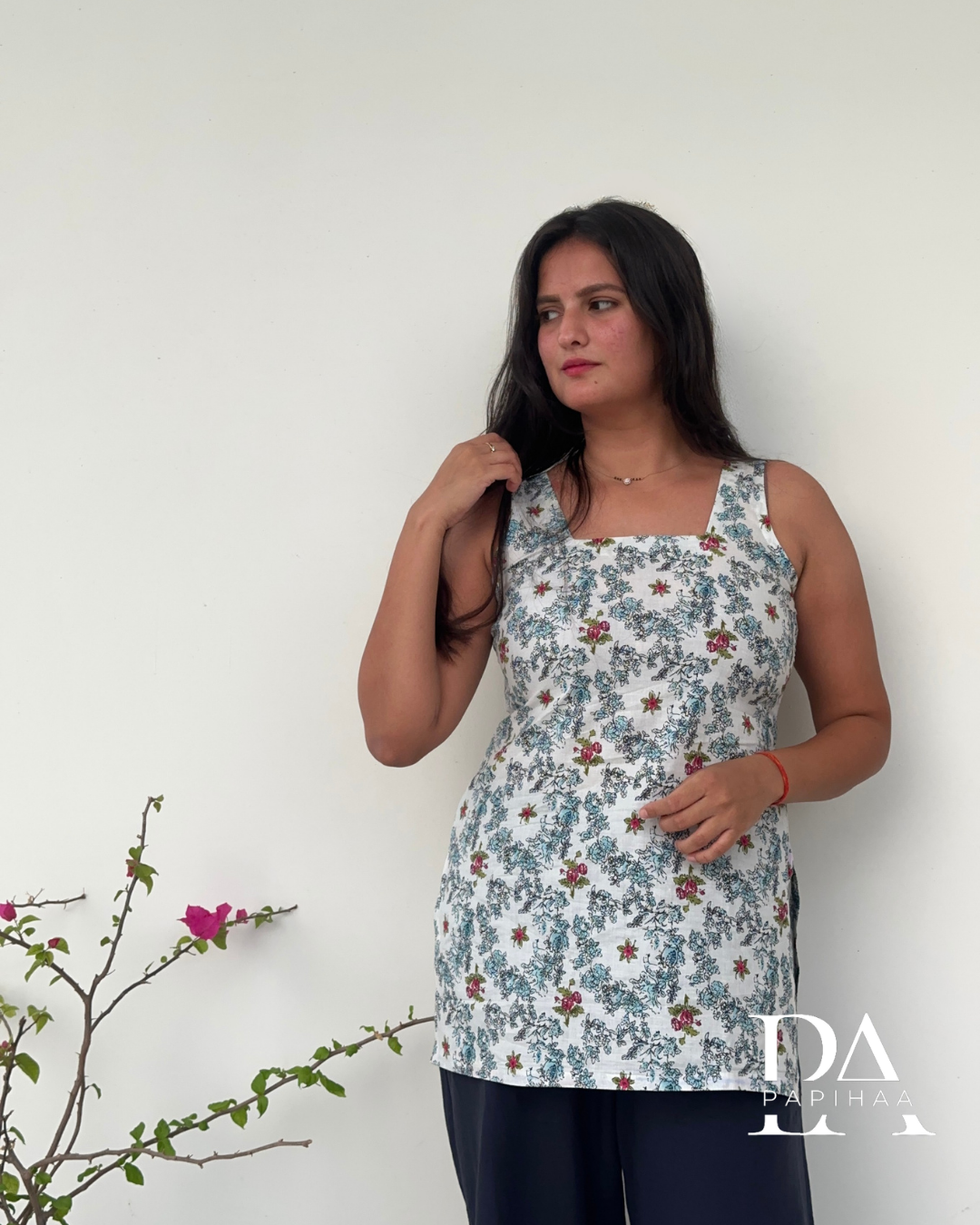 Sanya Mulmul Cotton Tie up back Short Kurti