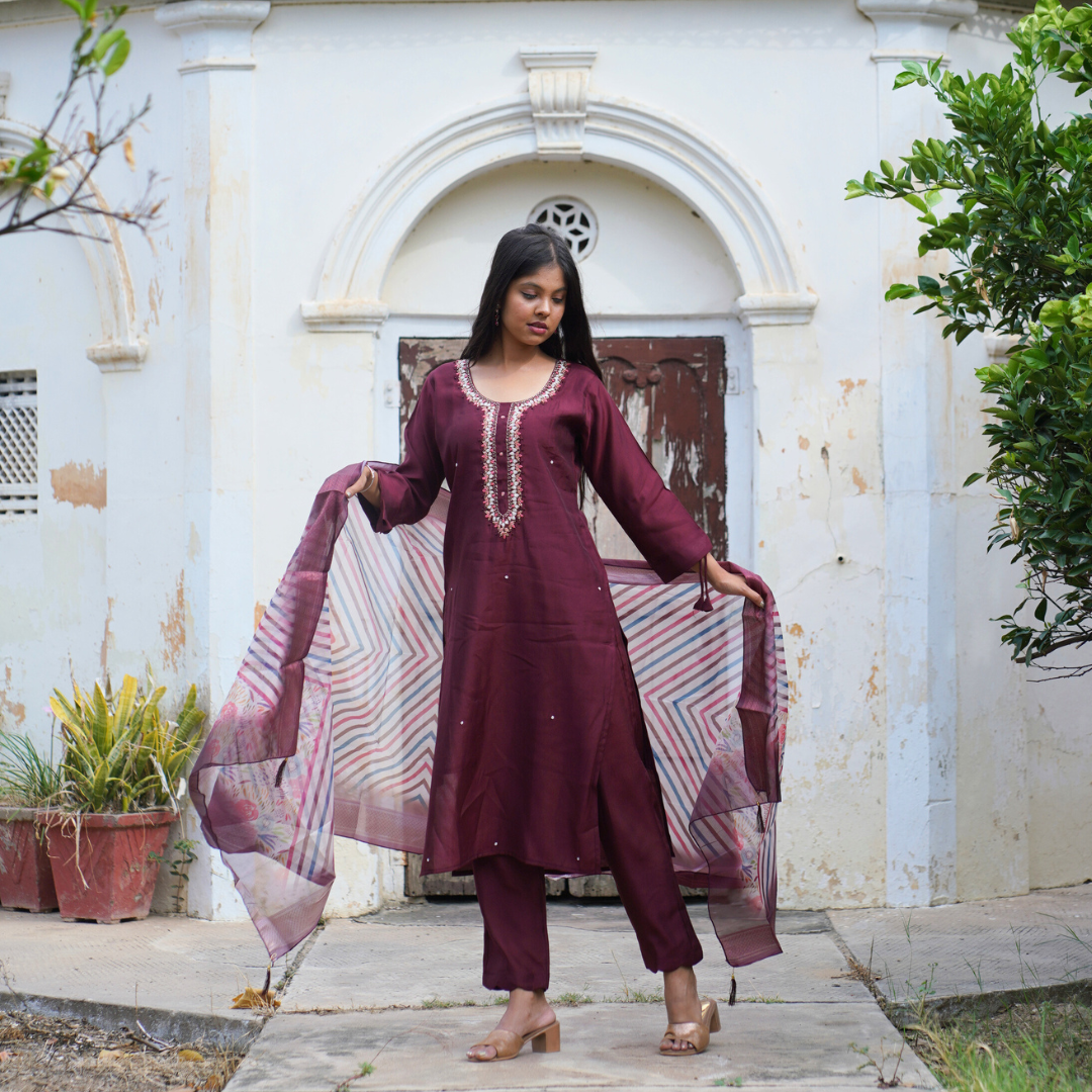 Shadmani Muslin Straight Stitched Suit